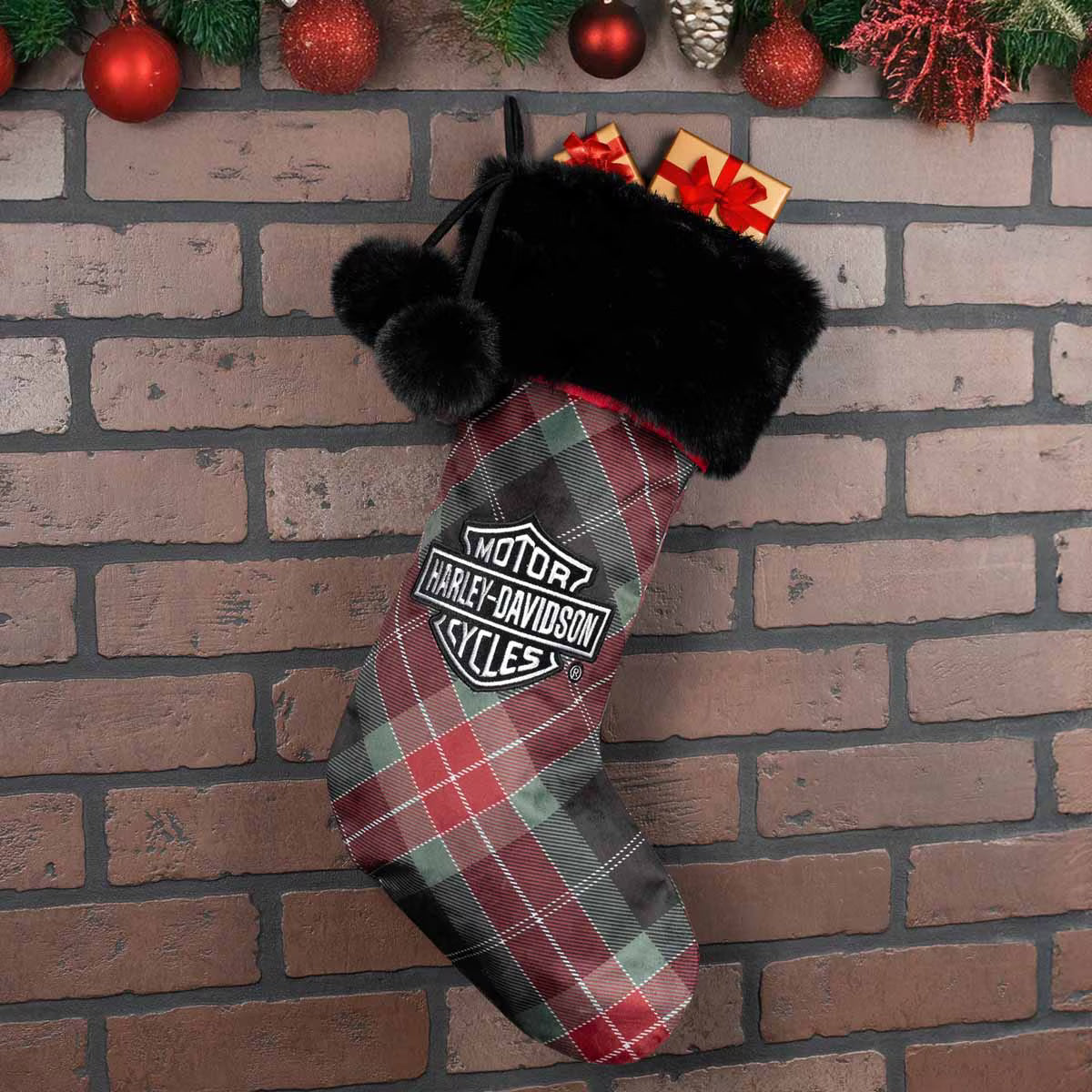 W25 HOLIDAY PLAID STOCKING