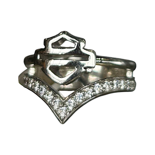CHEVRON BLING WHITE STONE RING