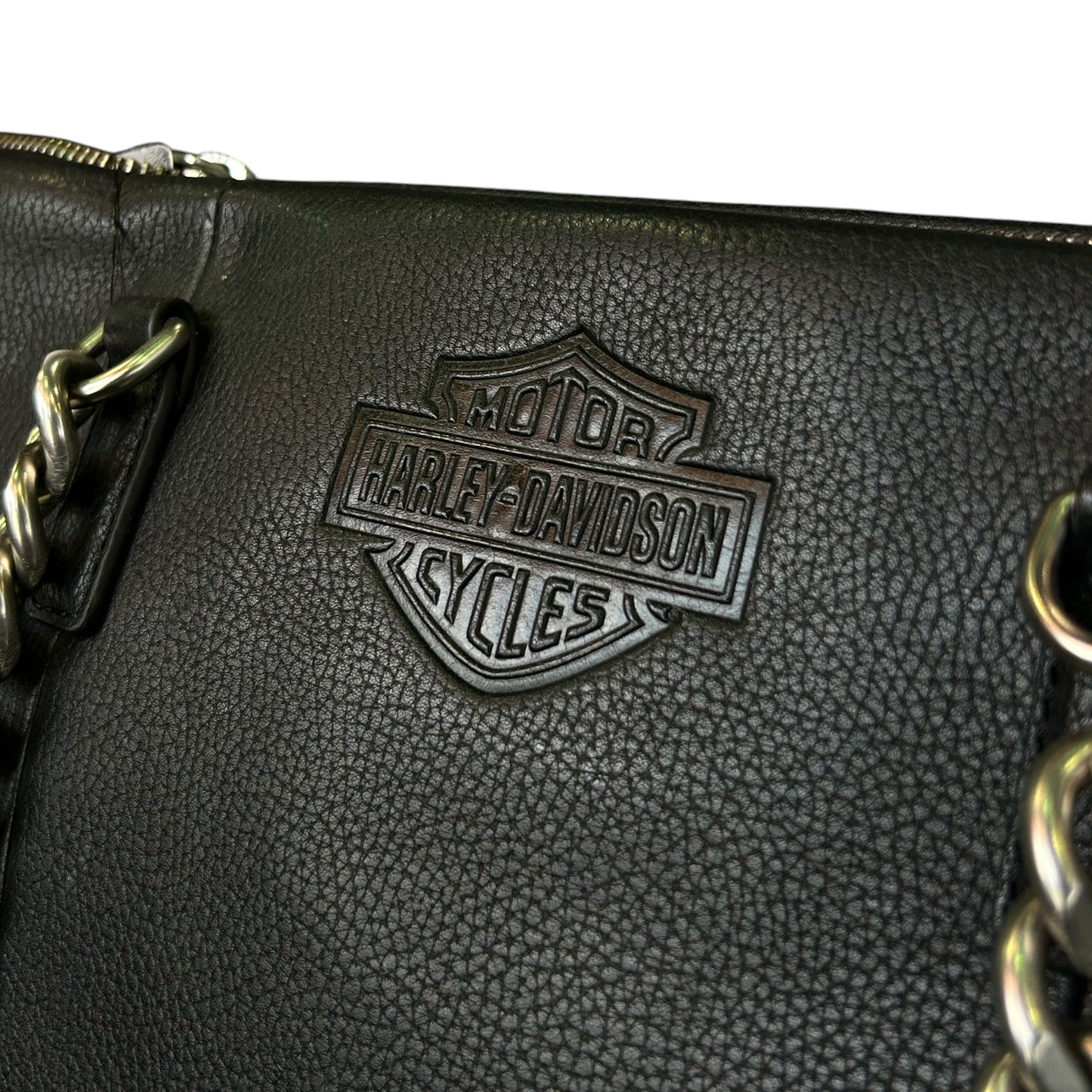ICONIC B&S CHAIN SATCHEL - BLACK